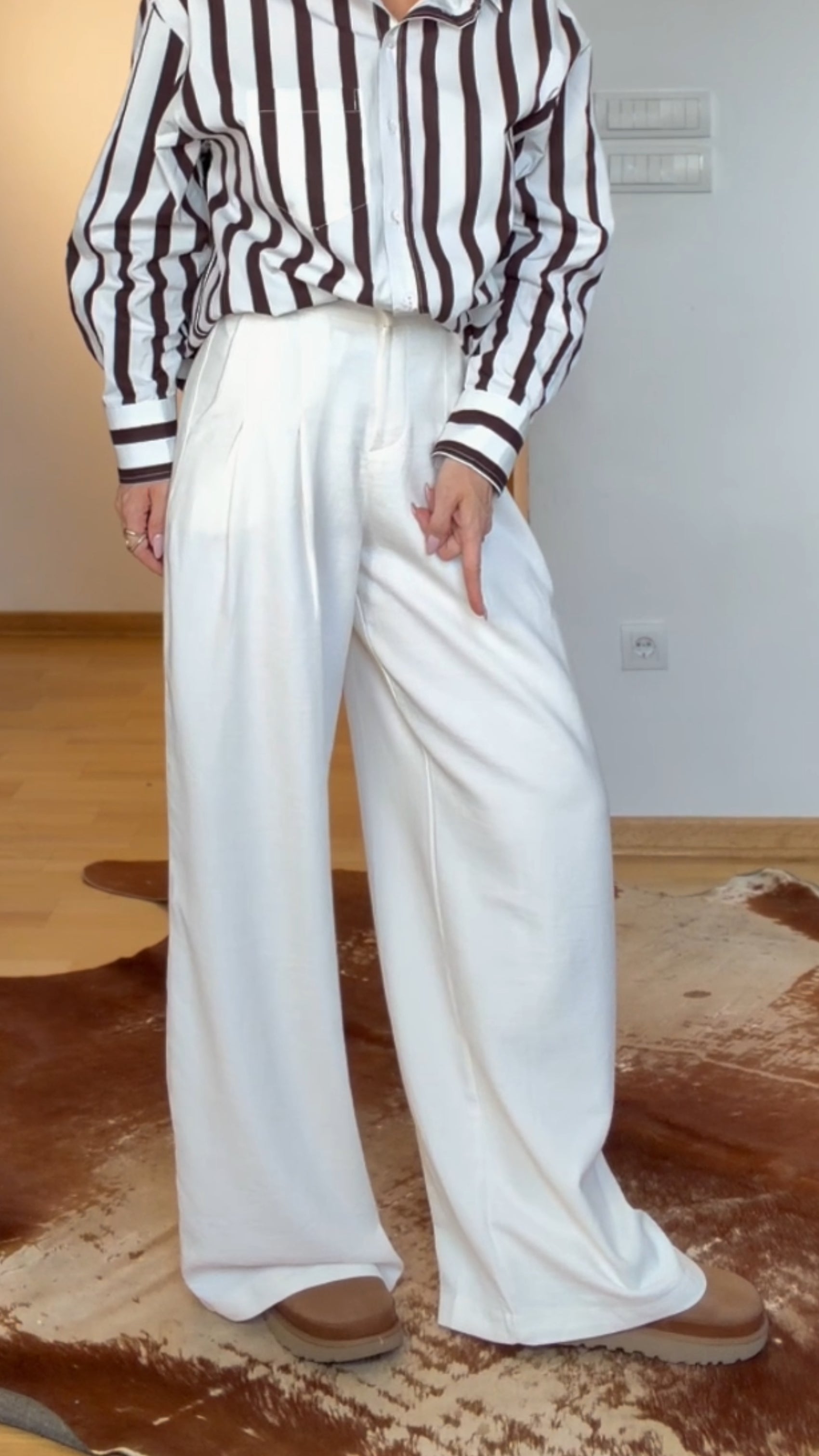 Bele pamučne pantalone