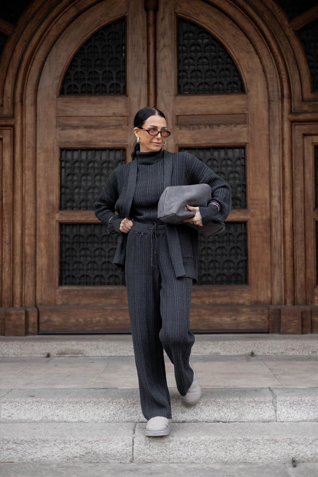 Trio trikotažni set- antracit sivi