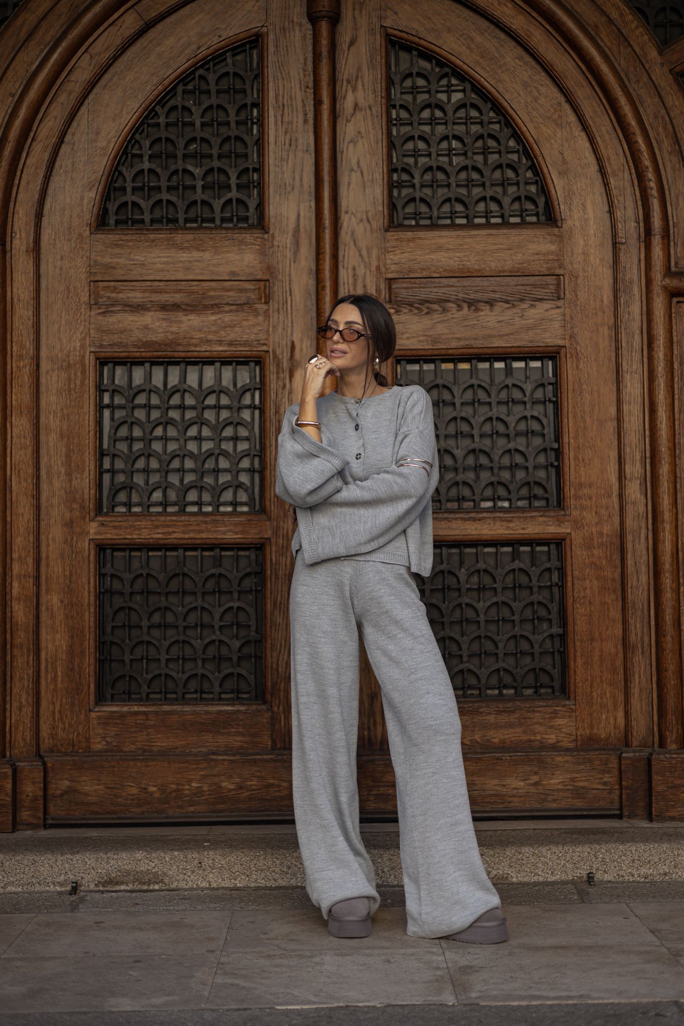 Trikotažni set na dugmiće- sivi