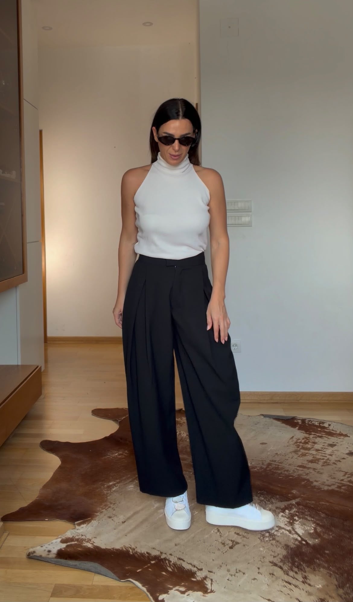 Wardrobe Star- Black